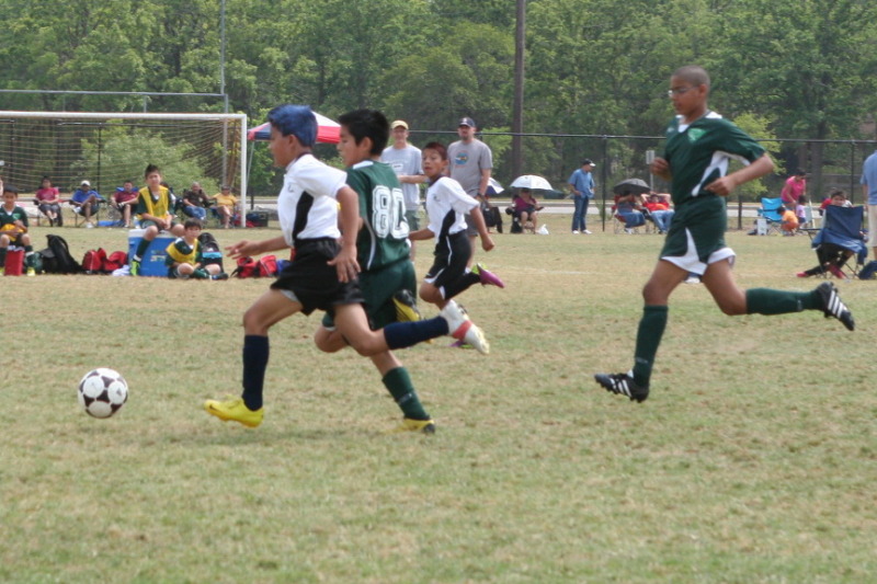 2011/04(April)/soccer/800x600_2011-04-30-Soccer Tournament-151.JPG